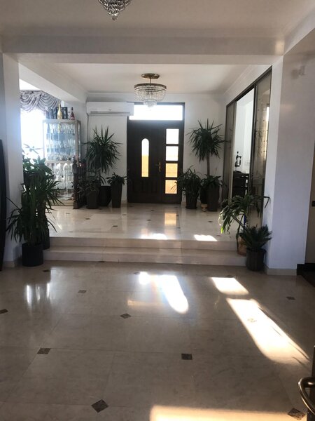 Colentina -proprietar vand vila
